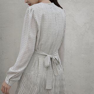 Pleated-hem Dotted Dress With Sash