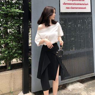 Set: Short-sleeve Off-shoulder T-shirt + Midi A-line Skirt