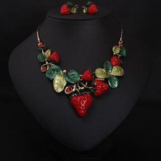 Set: Strawberry Necklace + Earrings