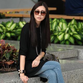 Dip-back T-shirt Dress