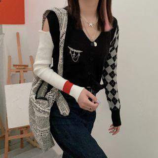 Cropped Panel Cutout V-neck Long-sleeve Top As Shown In Figure - One Size