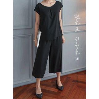 Set: Round-neck Pintuck-trim Top + Band-waist Wide-leg Pants