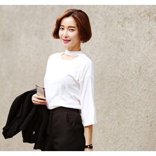 Cutout-front Top