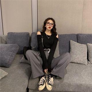 Cold-shoulder Long-sleeve T-shirt / Wide Leg Pants / Knee-length Shorts