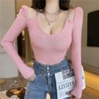 Long-sleeve Chain-accent Cold Shoulder Knit Top