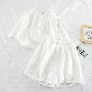 Set: Off Shoulder Short-sleeve Top + Shorts White - One Size