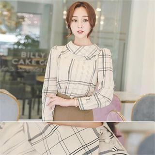 Round-collar Plaid Blouse