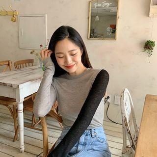 Contrast-sleeve Woolen T-shirt