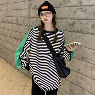 Round-neck Color-block Striped Oversize Sweatshirt