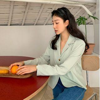 Lightweight Short Blazer