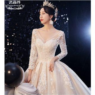 V-neck 3/4-sleeve Floral Embroidered A-line Wedding Gown