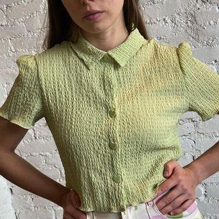 Heart Button Plain Cropped Blouse