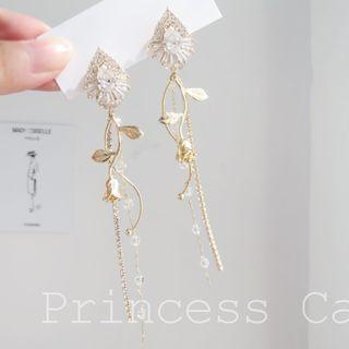 Rhinestone Rose Fringed Earring