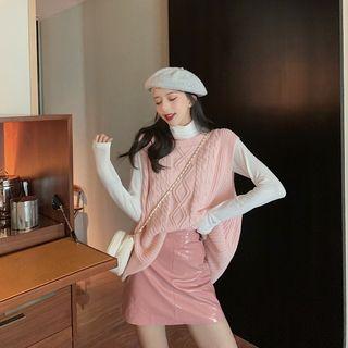 Long-sleeve Top / Cable Knit Vest