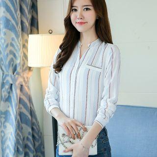 Printed V-neck Shirt