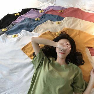 Plain Short-sleeve T-shirt / Shorts