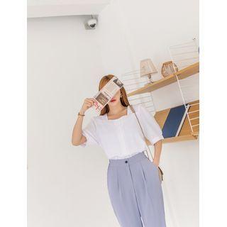 Square-neck Puff-sleeve Crinkled Blouse