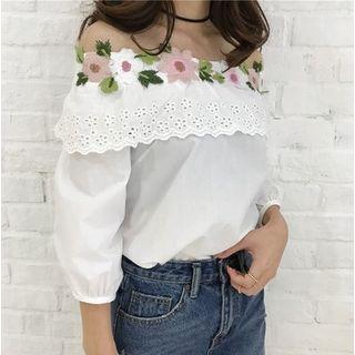 3/4-sleeve Floral Embroidery Blouse