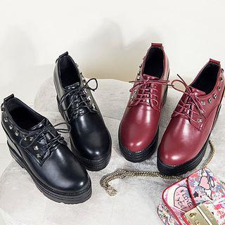 Studded Hidden Wedge Lace-up Shoes