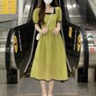 Puff-sleeve Contrast Trim Midi A-line Dress Green - One Size