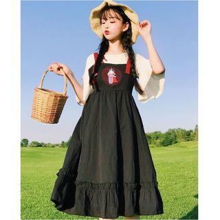 Embroidered Sleeveless A-line Dress / Crew-neck Elbow-sleeve T-shirt