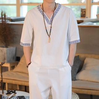 V-neck Embroidered Elbow-sleeve T-shirt / Cropped Pants / Set