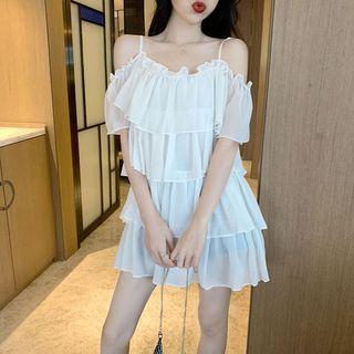 Off-shoulder V-neck Chiffon Layered Dress