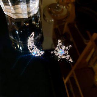 Rhinestone Star & Moon Stud Earring 1 Pair - Silver Needle - Silver - One Size
