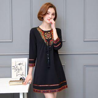 3/4-sleeve Paneled Lace-up Dress