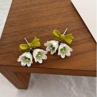 Bow Flower Acrylic Earring
