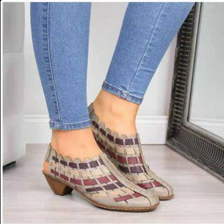 Chunky Heel Cutout Patterned Pumps