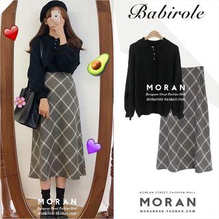 Collared Sweater / Patterned High-waist Midi A-line Skirt / Set
