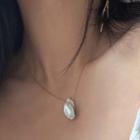 Irregular Pearl Pendant Necklace As Shown In Figure - One Size