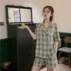 Set: Double-breasted Checked Top + Flat-front Shorts Green - One Size
