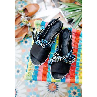 Foliage-bow Slingback Flat Sandals