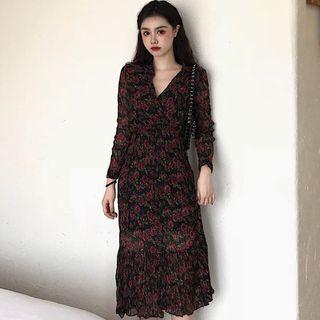 Long-sleeve Floral Print A-line Midi Crinkle Dress As Shown In Figure - One Size