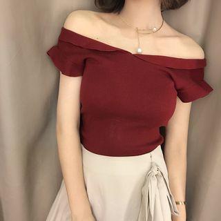 Frilled Sleeveless Knit Top