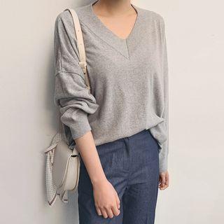 V-neck Drop-shoulder Wool Blend Knit Top