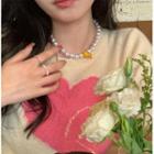 Duck Faux Pearl Choker Yellow & Pearl White - One Size