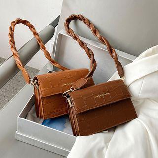 Croc Grain Faux Leahter Shoulder Bag