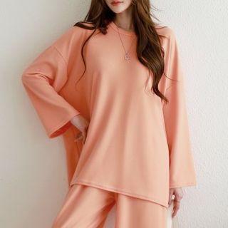 Plain Round-neck Oversized T-shirt