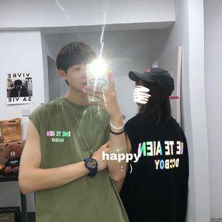Sleeveless Reflective Lettering T-shirt