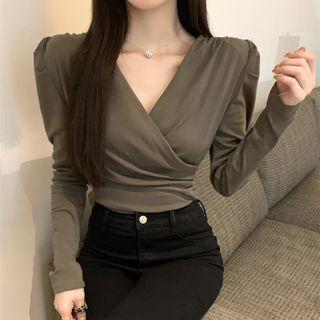 V-neck Padded Shoulder Cropped T-shirt