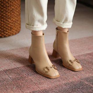 Block Heel Snaffle Short Boots