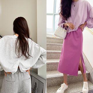 Drop-shoulder Slit-back Sweatshirt