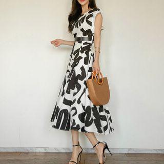 Set: Printed Cap-sleeve Midi A-line Dress + Faux Leather Belt