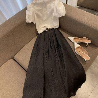 Set: Puff-sleeve Printed Blouse + High-waist Leopard Skirt