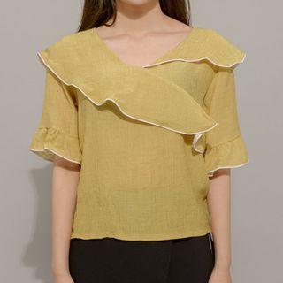 V-neck Contrast Frill-trim Top