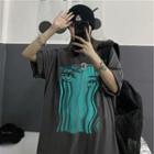 Elbow-sleeve Eyes Print T-shirt