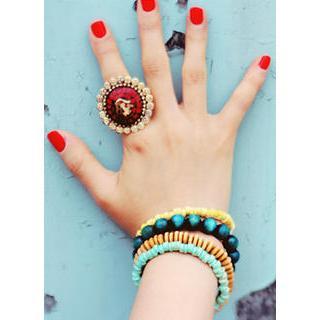 Set: 4 Wooden Bracelets
